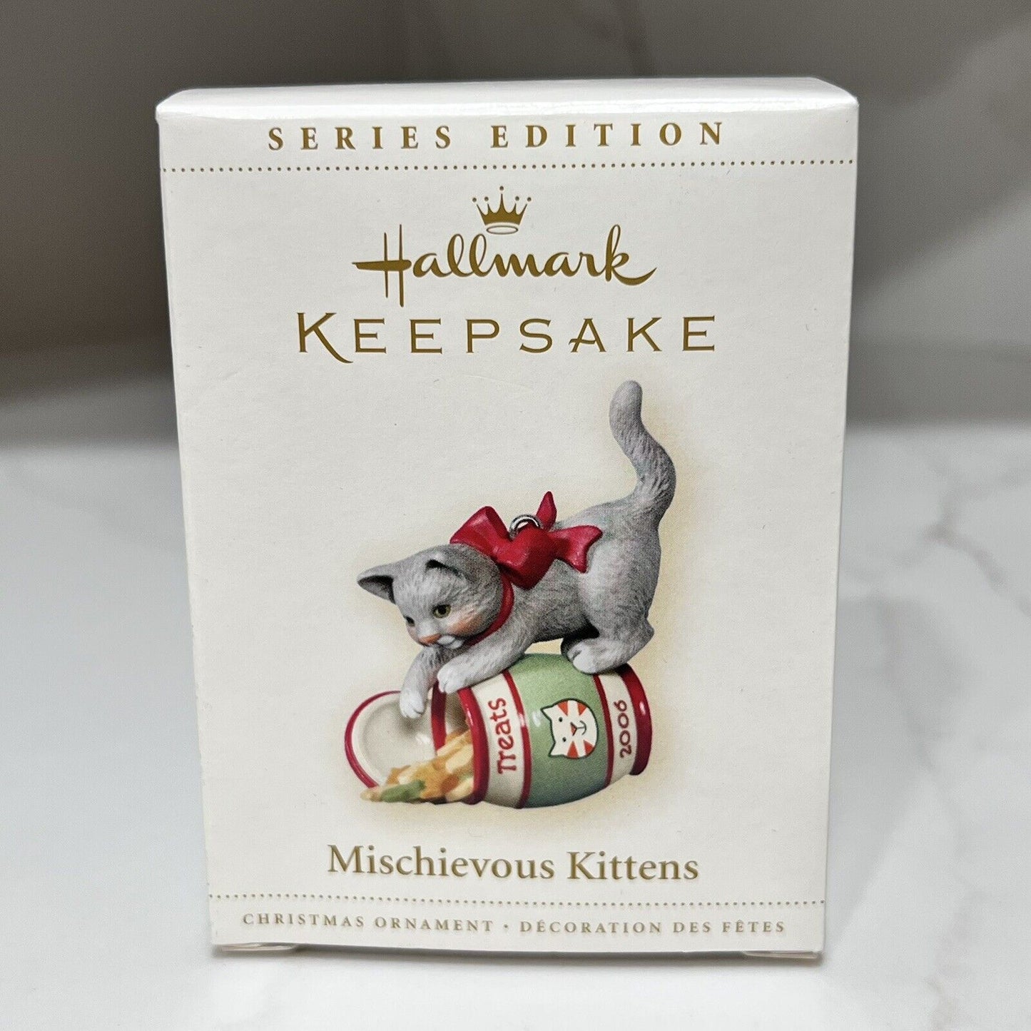 2006 “Mischievous Kittens” #8 in Series Hallmark Grey Cat Christmas Ornament