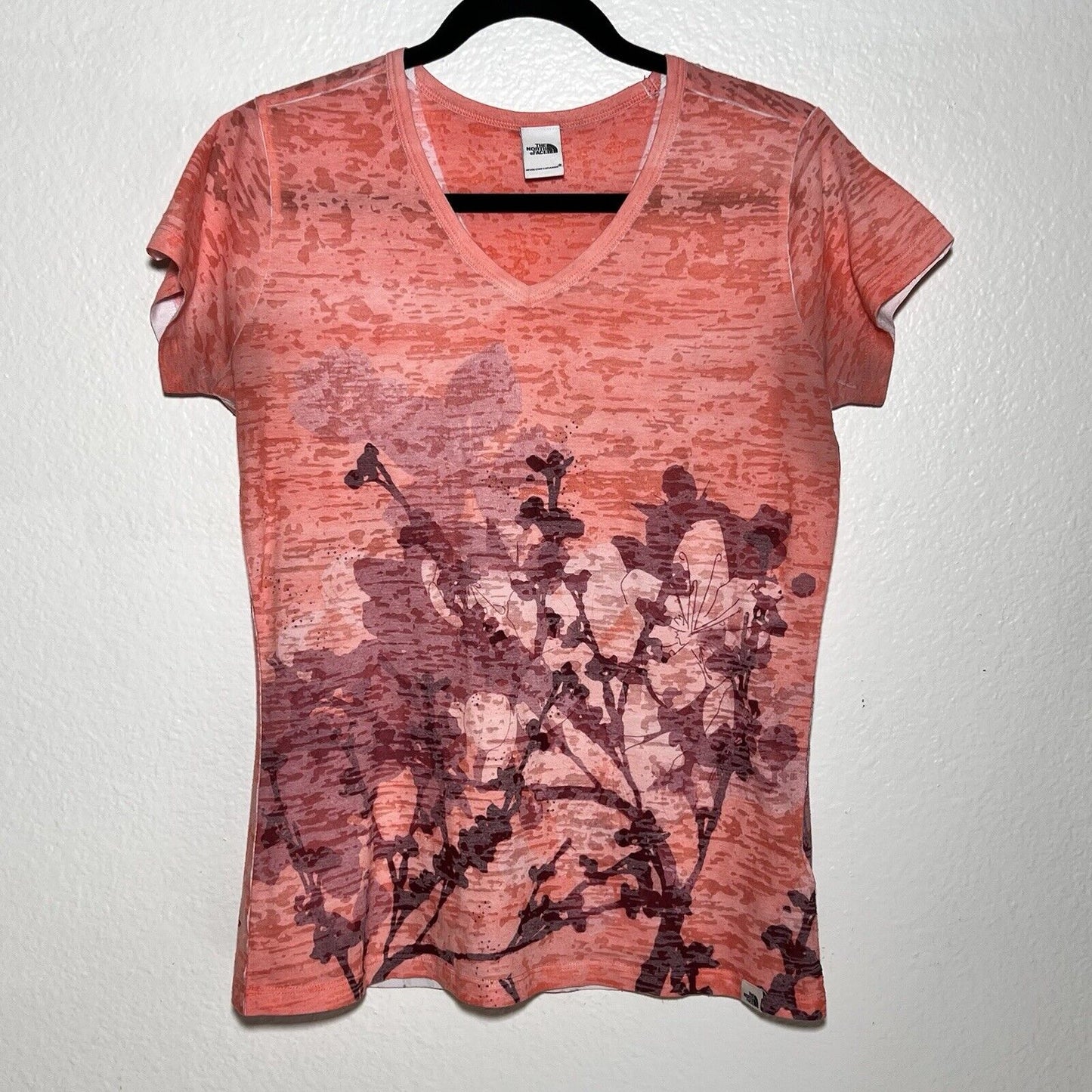 North Face (M) Women's Pullover Pink Floral Shirt Short Sleeve Burnout Outdoors