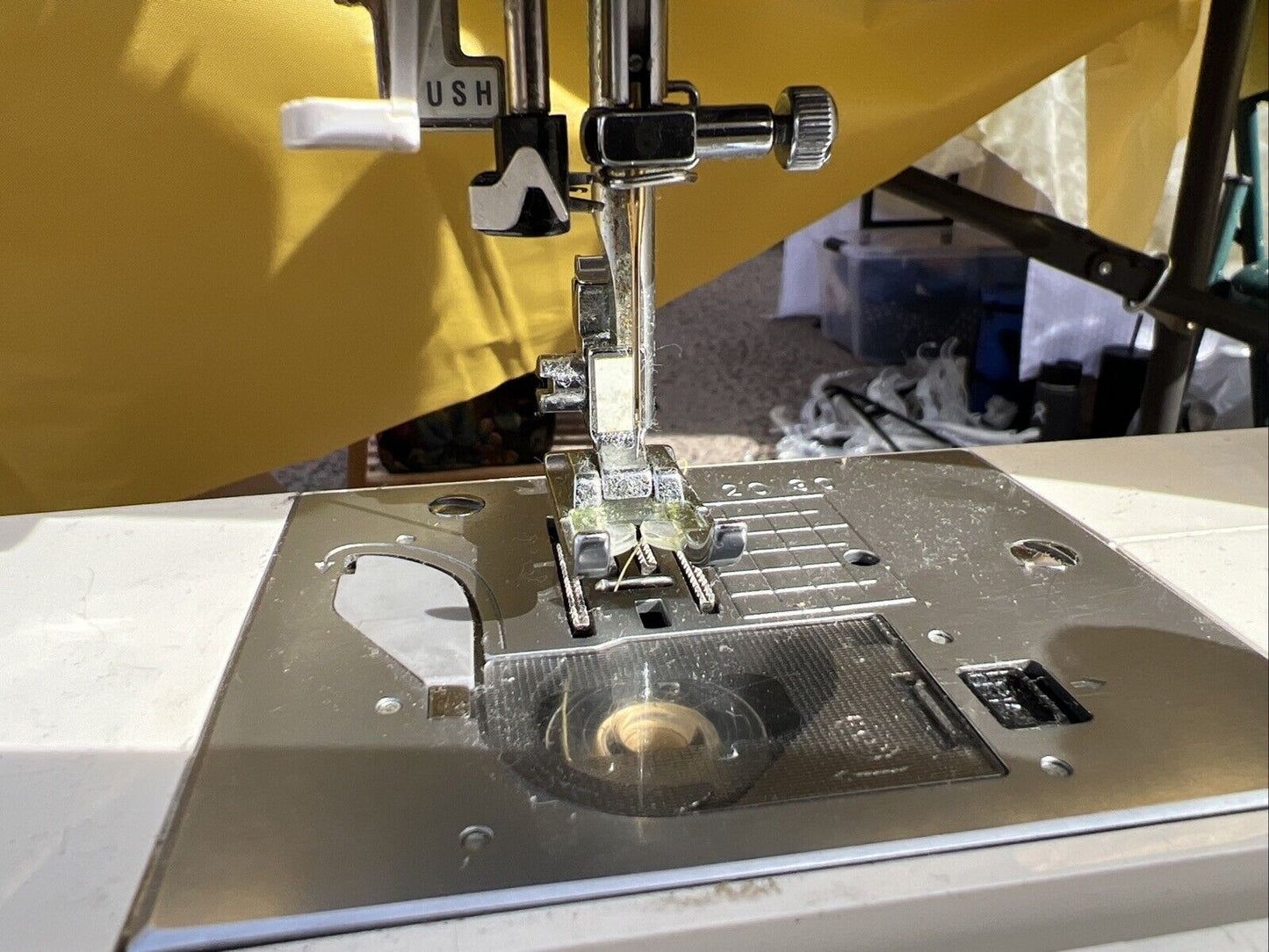 Brother Pacesetter PS-2500 Sewing Machine With Foot Pedal & Owners Manual- Works