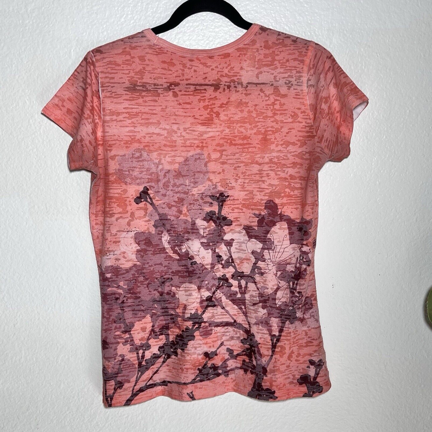 North Face (M) Women's Pullover Pink Floral Shirt Short Sleeve Burnout Outdoors