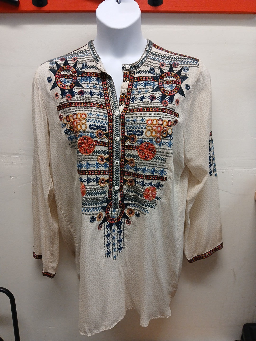 Johnny Was XL Biya Tan Embroidered 3/4 Button Pullover Blouse