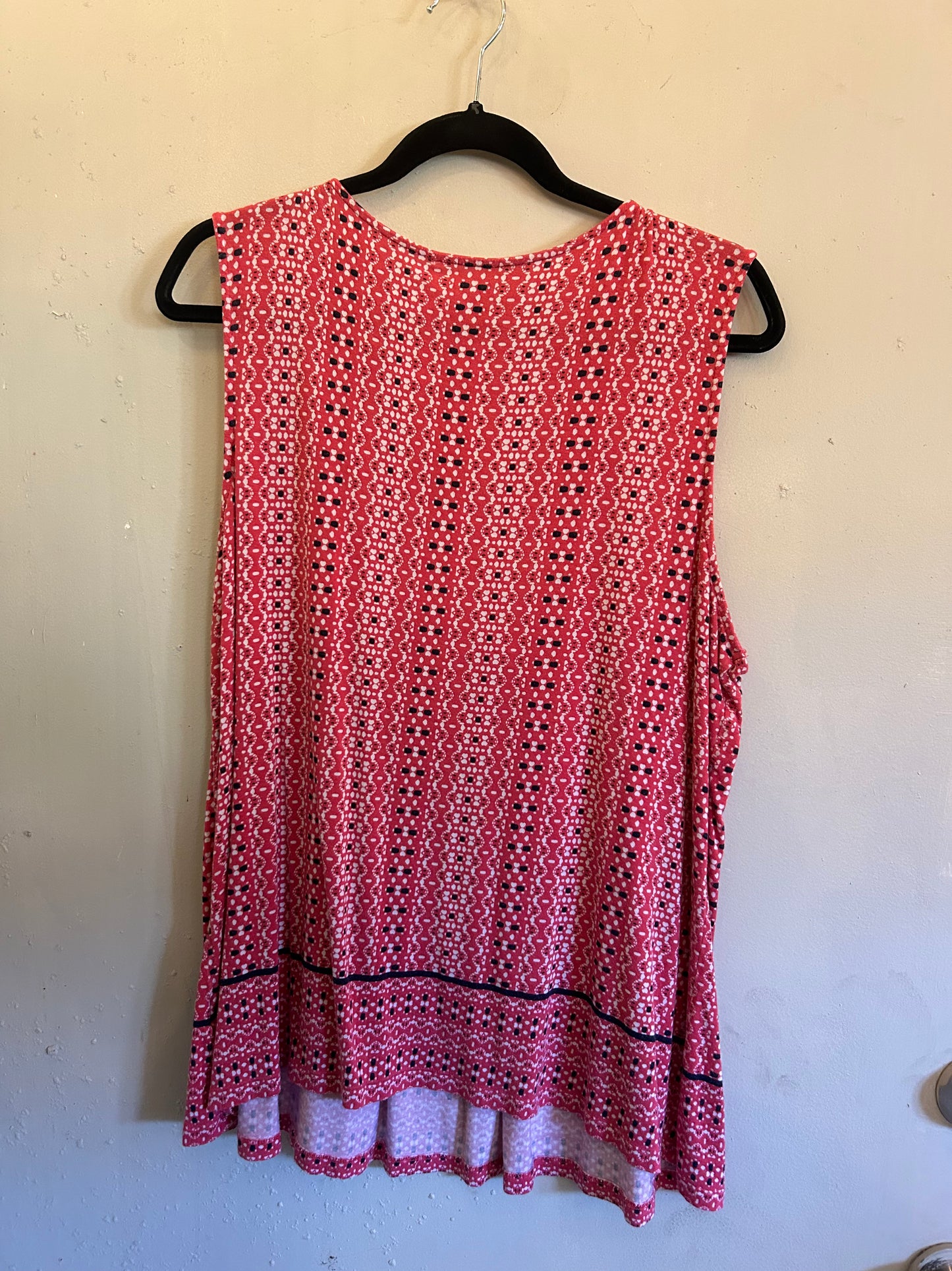 Croft & Barrow Red and White Vertical Pattern