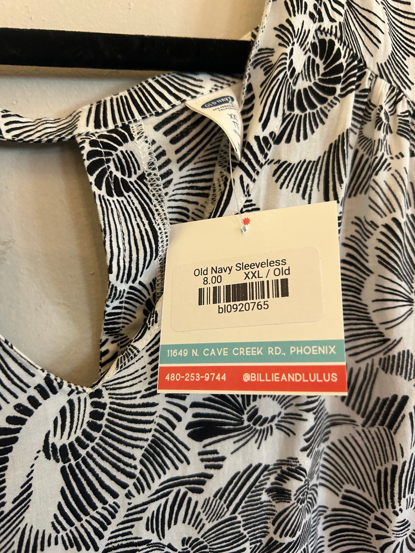 Old Navy Sleeveless B&W
