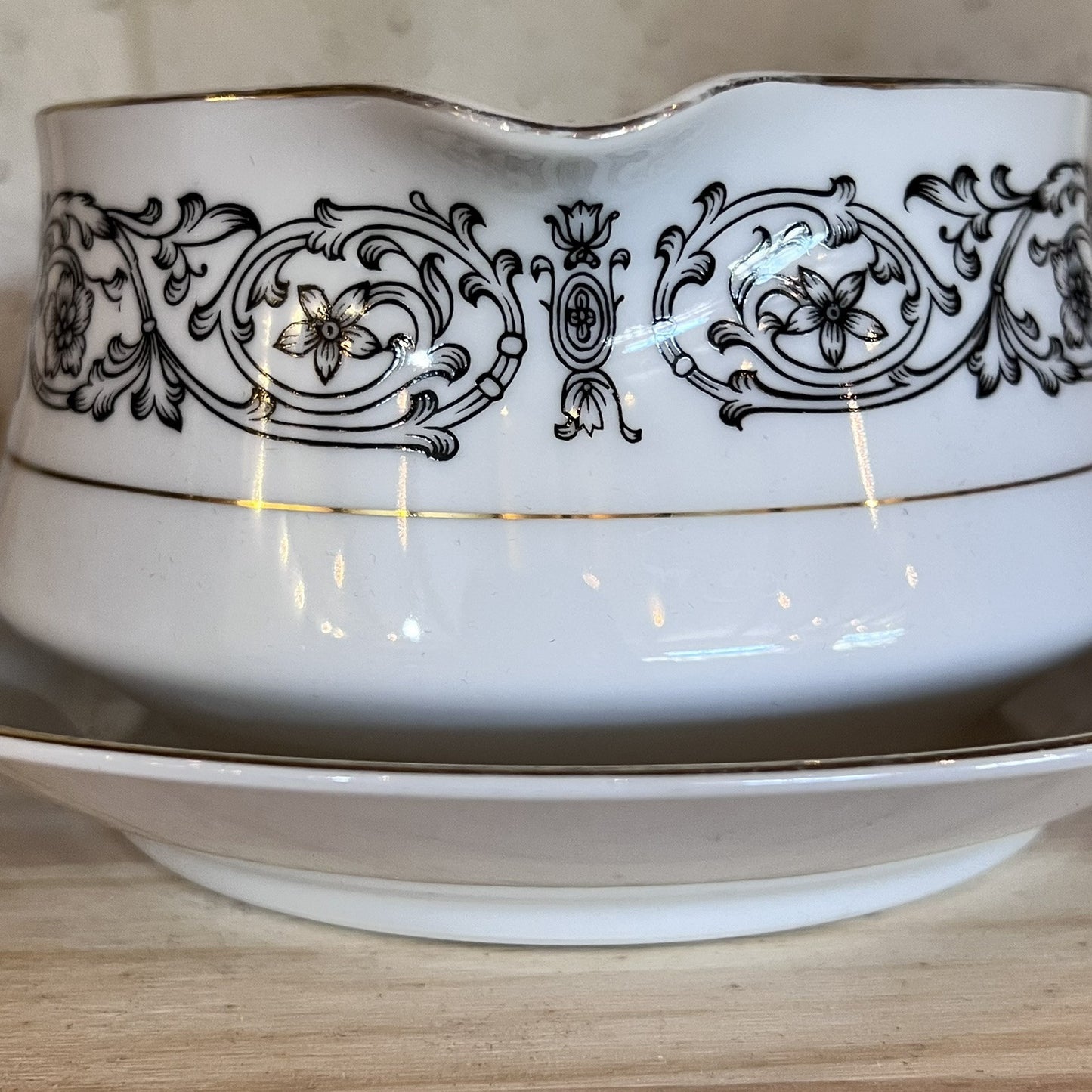 Coventry Fine China “Laurent” 653 Gravy Bowl Attached Plate Black Gold Accent