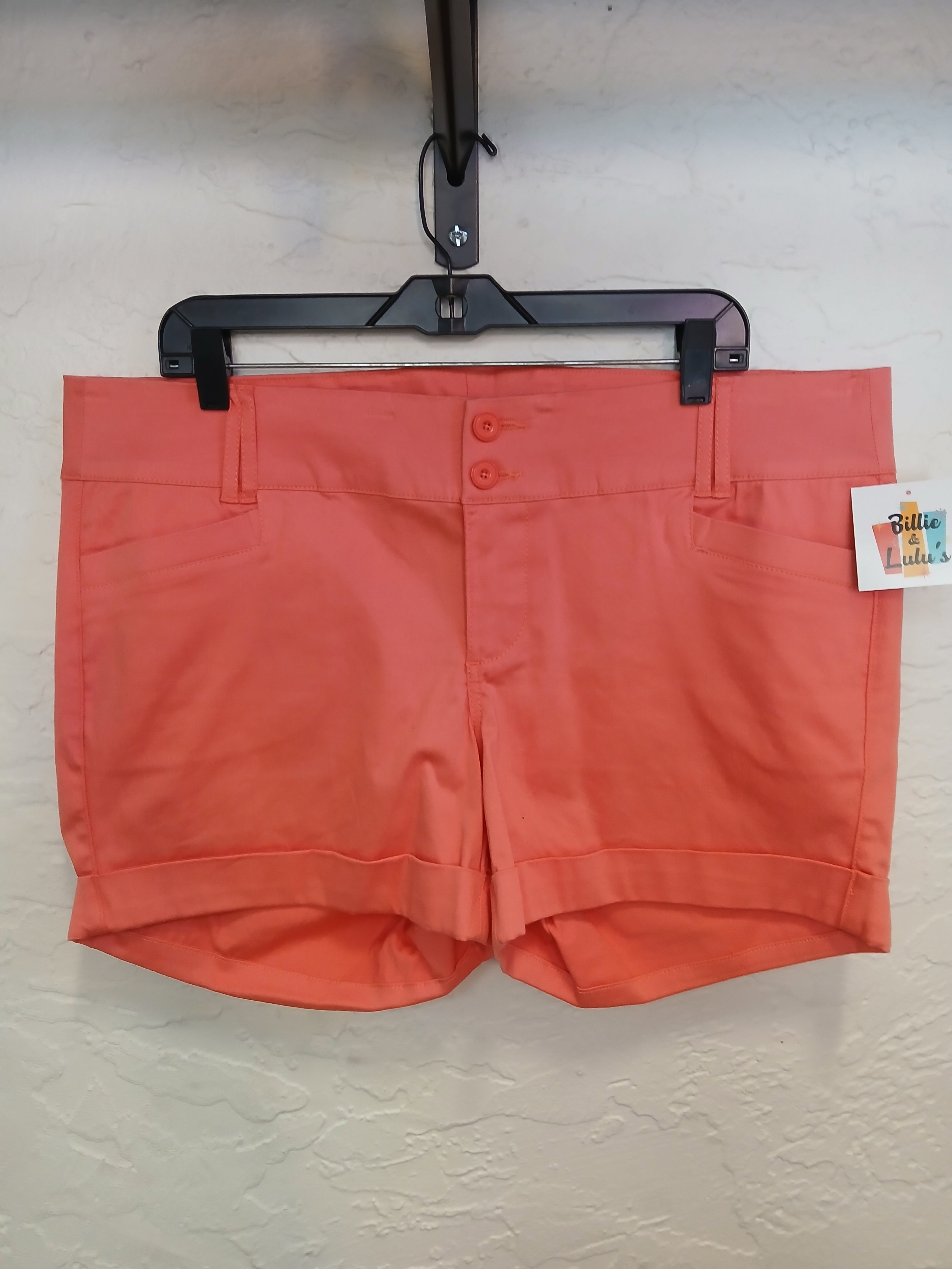 Torrid Two Button Peach Shorts