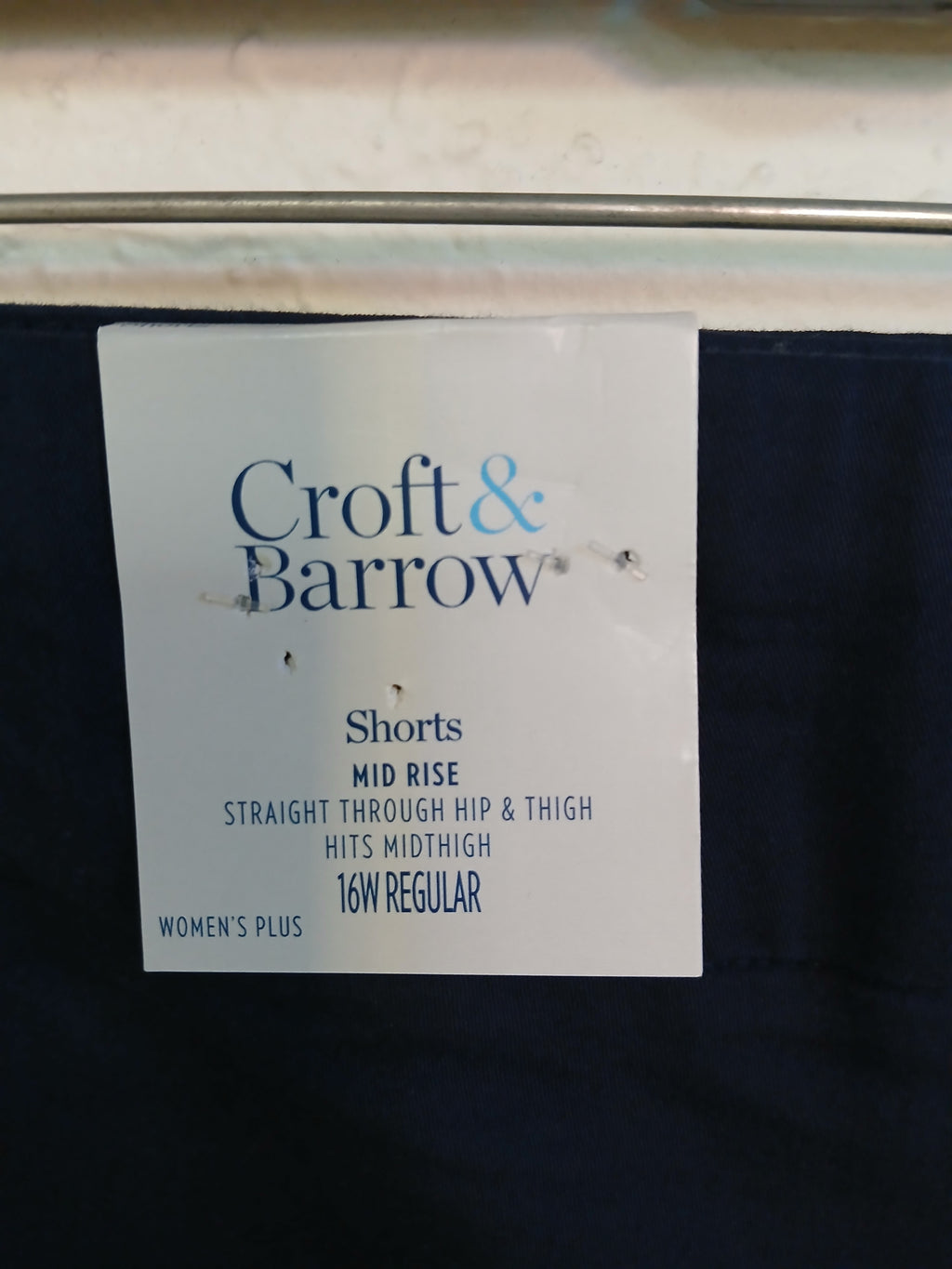 Croft & Barrow NWT Navy Blue Perfectly Slimming Comfort Waistband Stretch Fabric Shorts