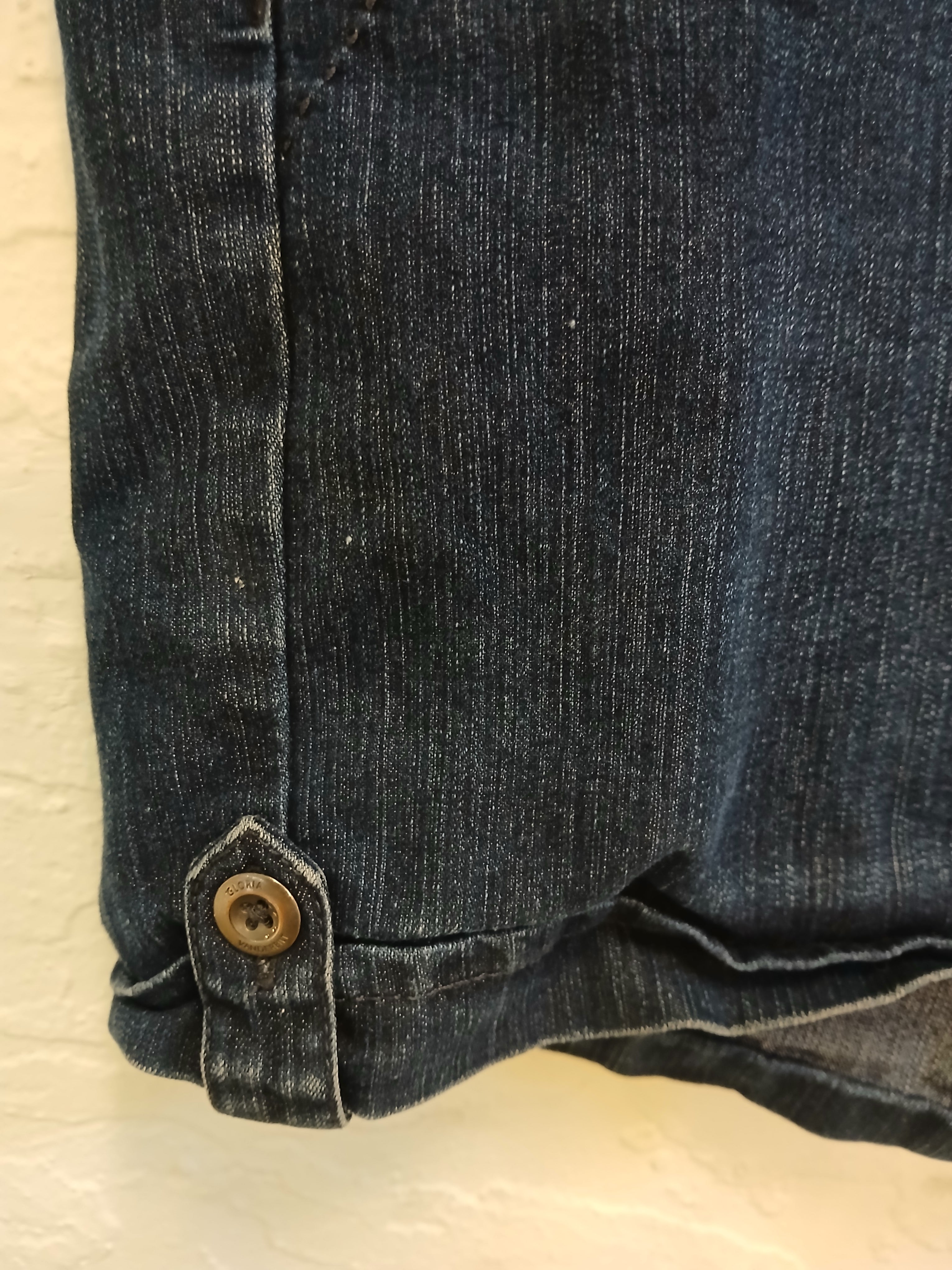 Gloria Vanderbilt Dark Wash 4 Pocket Jean Shorts
