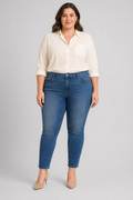 Old Navy Womens Tapered Leg Blue Jeans