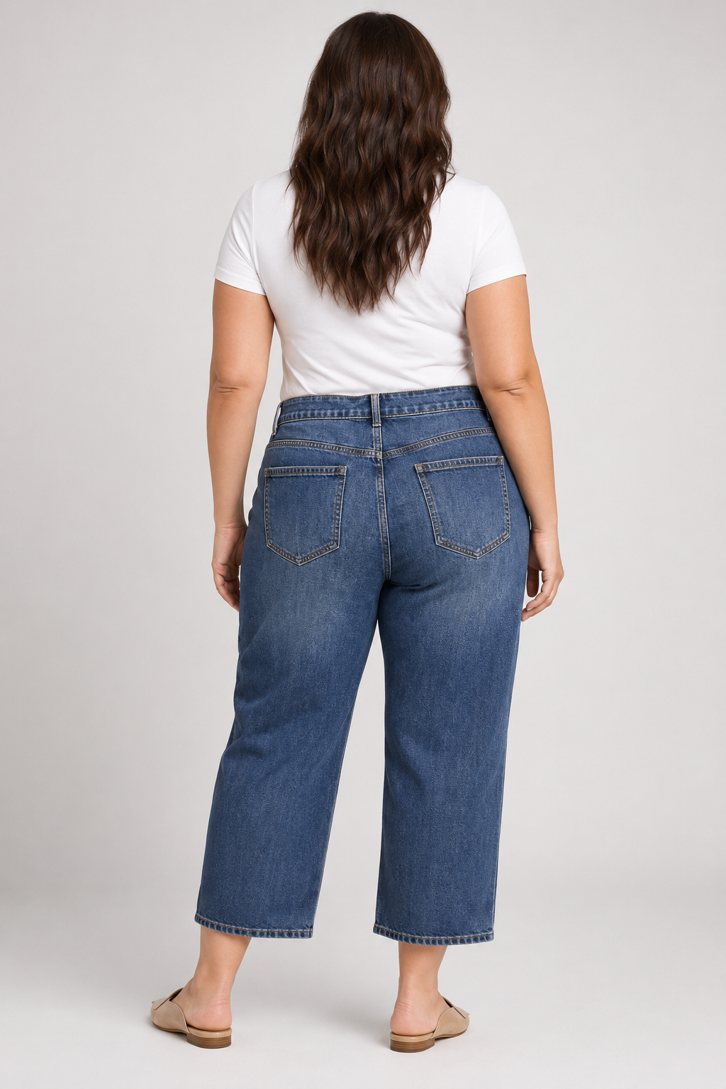 Telepatia Dark Wash Double Button Capri Jeans