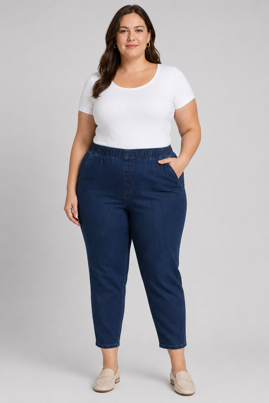 Croft & Barrow NWT Dark Wash Straight Thru Hip & Thigh Mid Rize Short Jeans