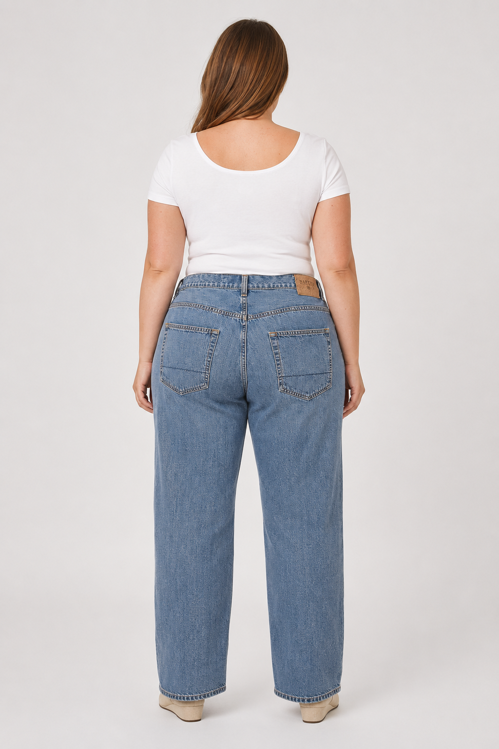 Nautica Streaight Leg Light Wash