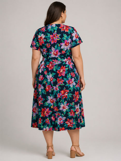 - Black Hawaiian Pattern Long Sleeveless Dress