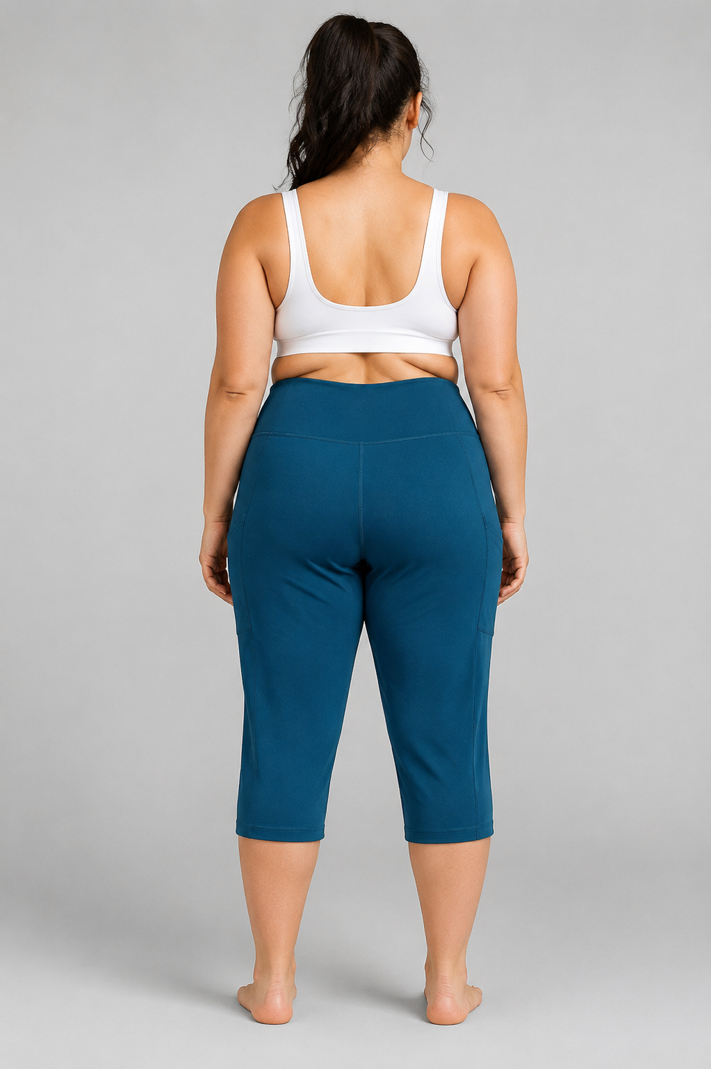 32 Cool Teal Short Leggings w/ Pockets