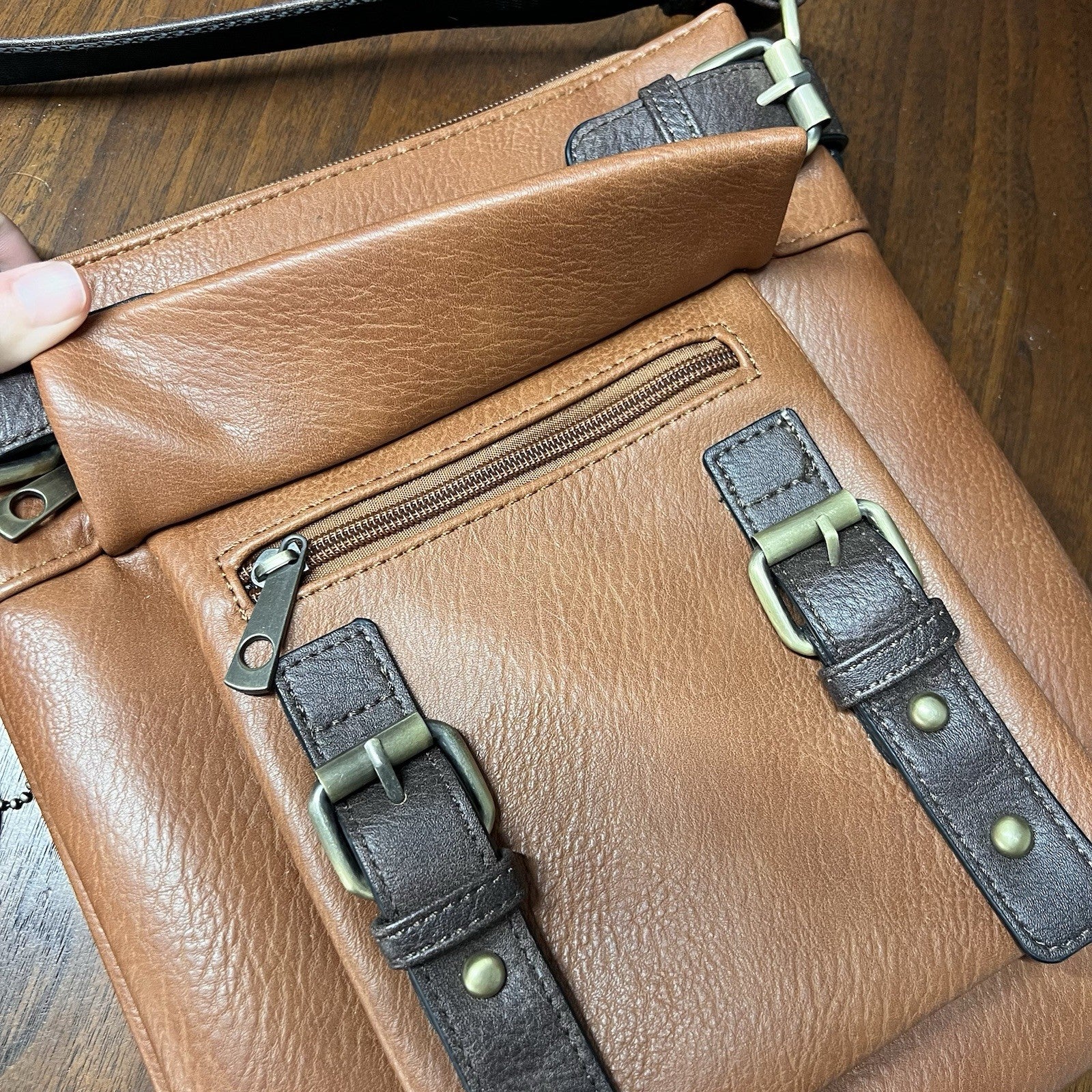 Jessie James Concealed Carry “Hannah” Handgun Crossbody Purse Bag Brown w Keys