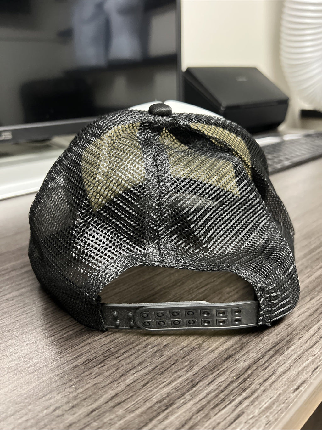 Vintage “I Put The Hot In Psychotic” Black And White Truckers Hat