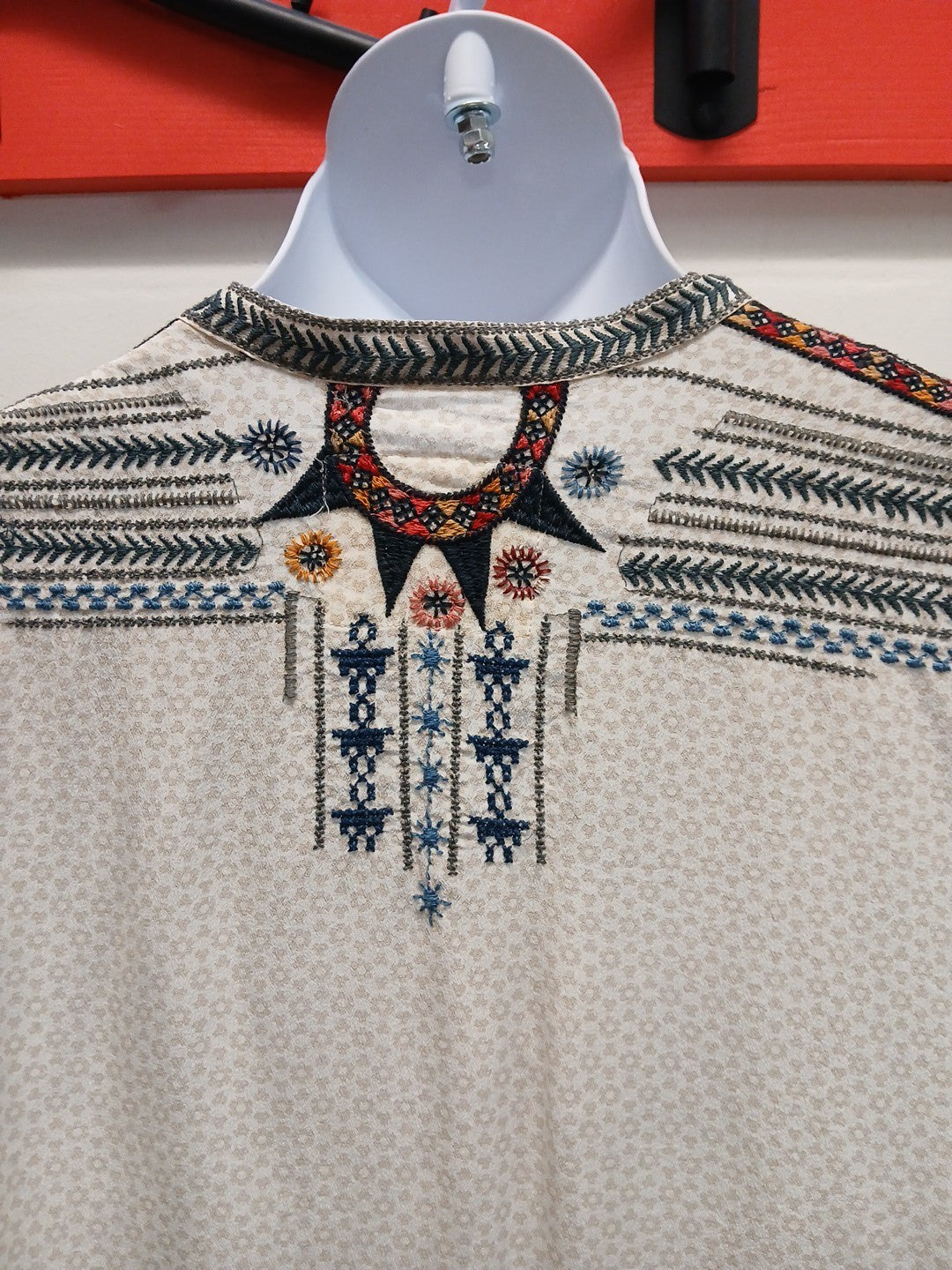 Johnny Was XL Biya Tan Embroidered 3/4 Button Pullover Blouse