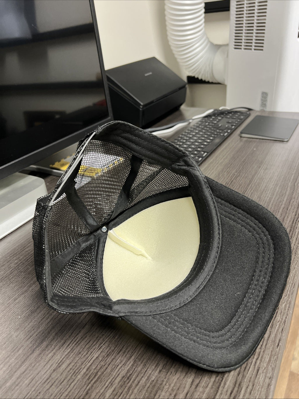 Vintage “I Put The Hot In Psychotic” Black And White Truckers Hat