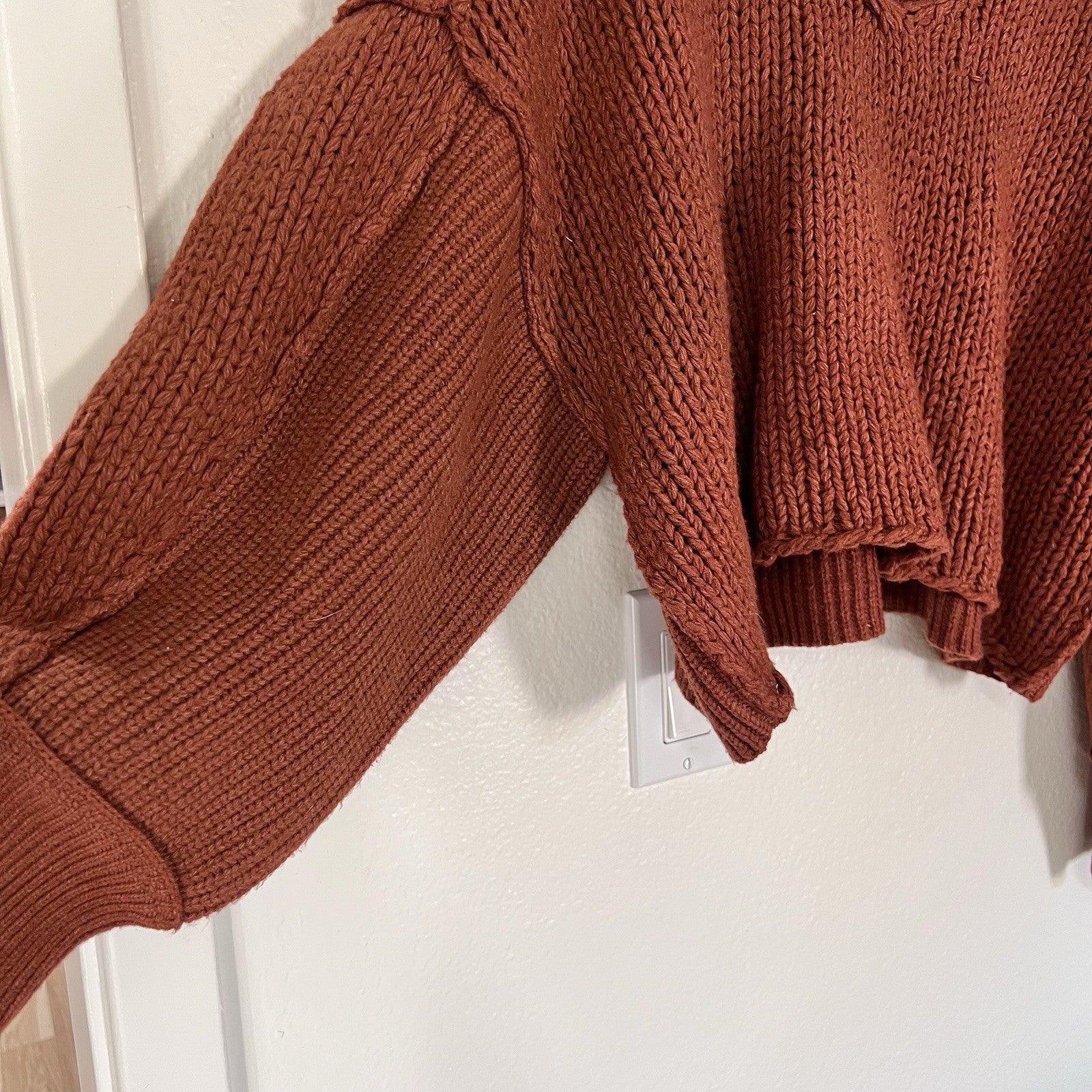 Arula Crop Rust Chunky Cable Knit Oversized Boho Raw Hem Seams Sweater Hippie