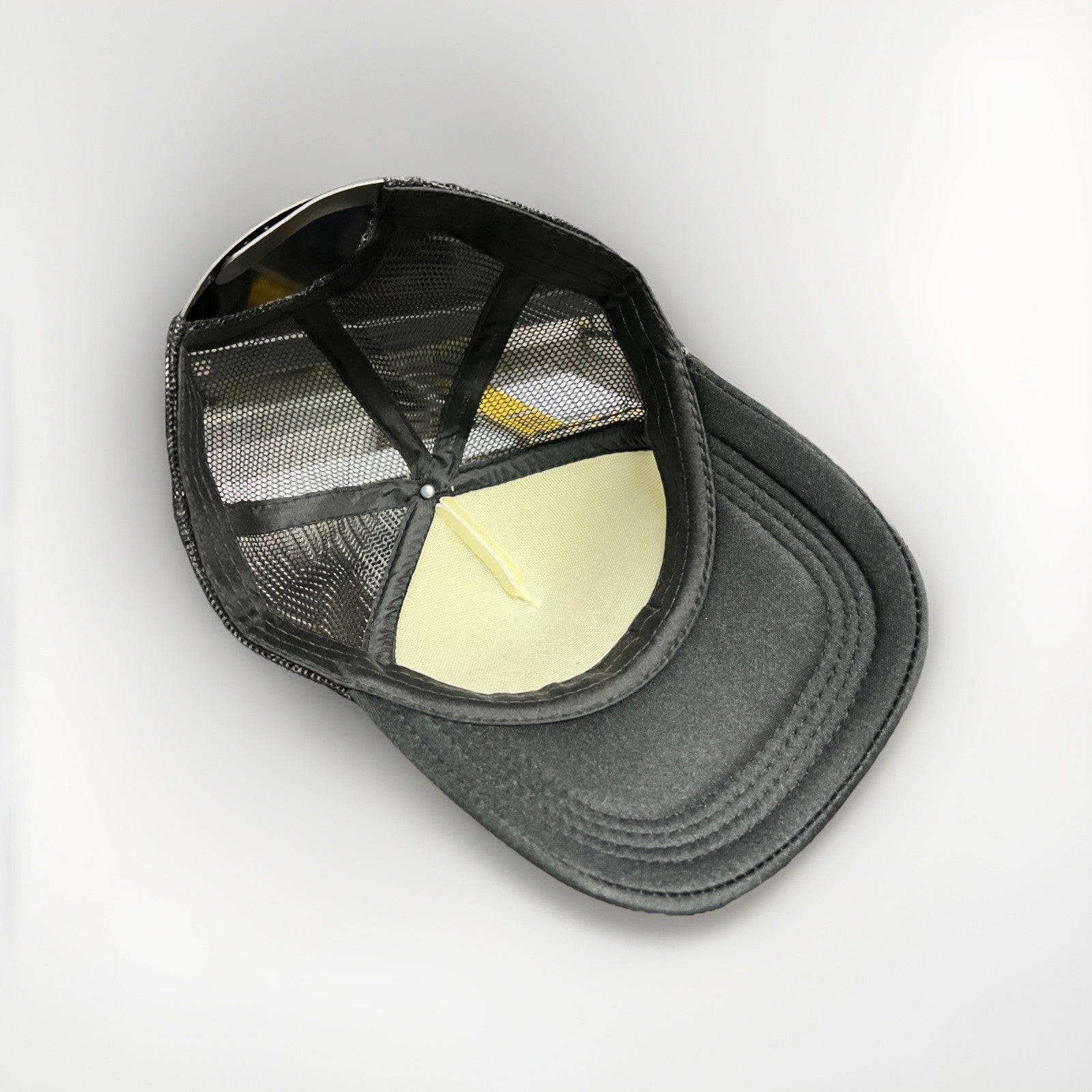 Vintage “Sh!t Show” Black Men’s Trucker Hat