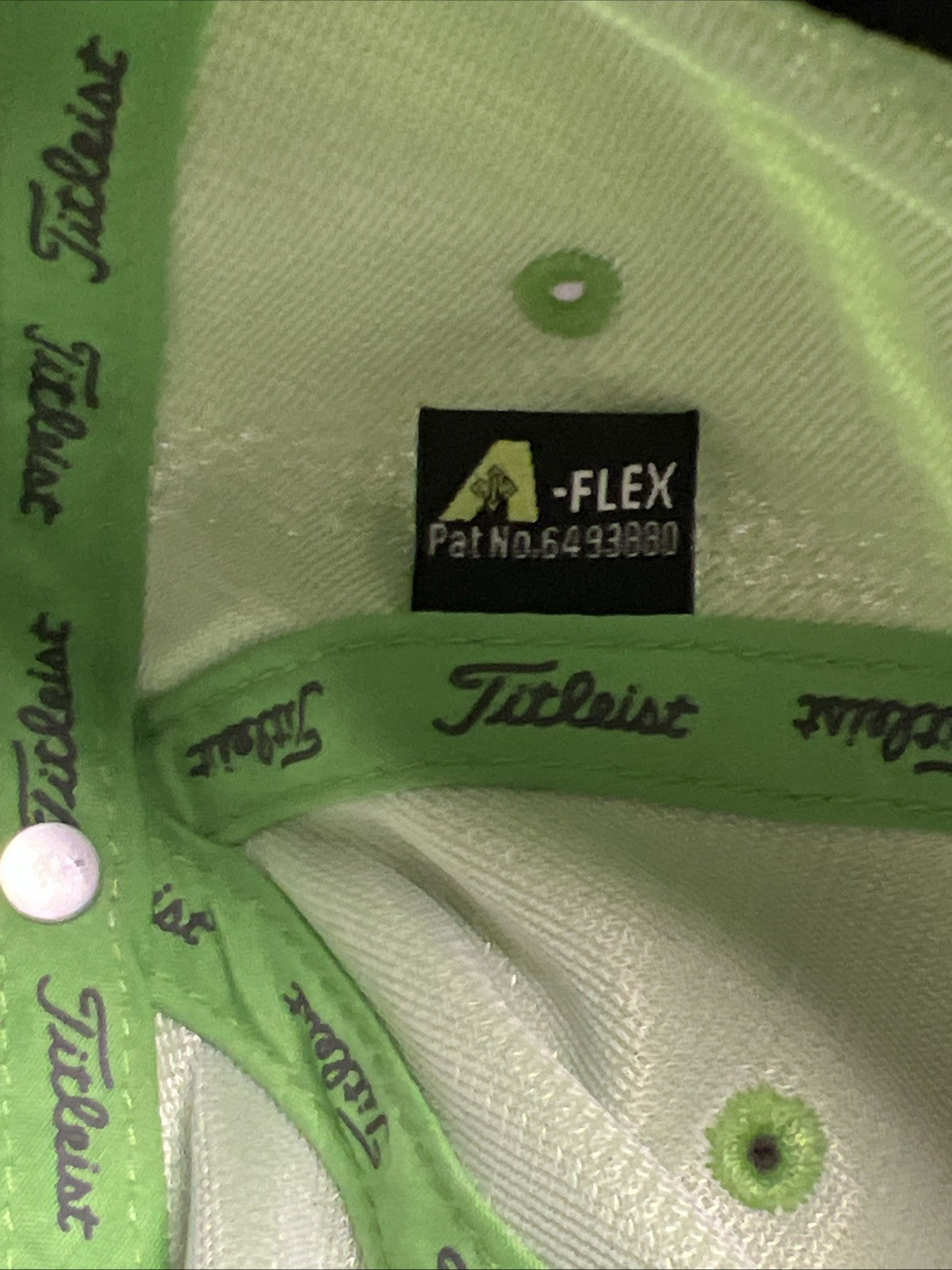 Titleist FJ Pro V 1 Lime Green Large/XL  Fitted Hat Golf Cap