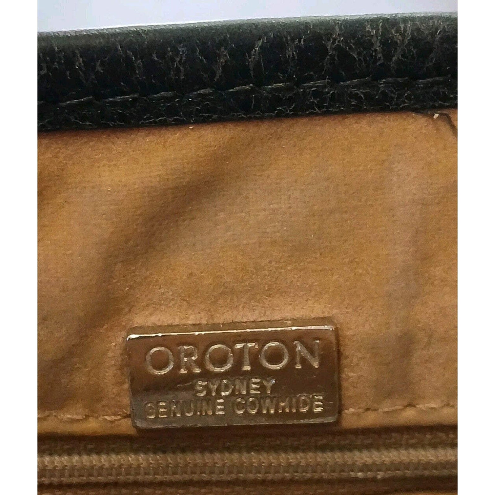 Oroton Womens Black Satchel Style Cross Body Leather Handbag