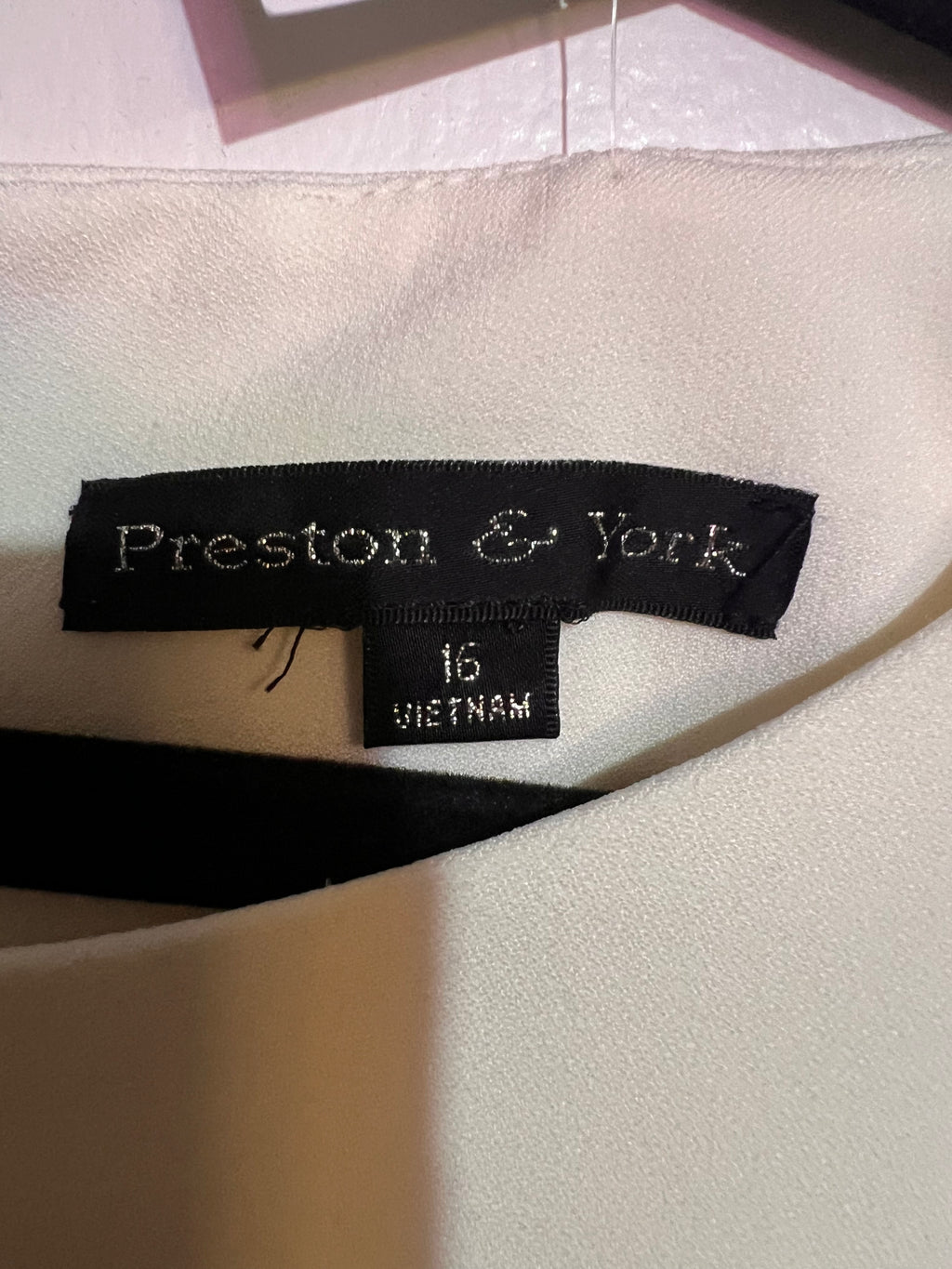 PRESTON & YORK KHAKI / TAN DRESS