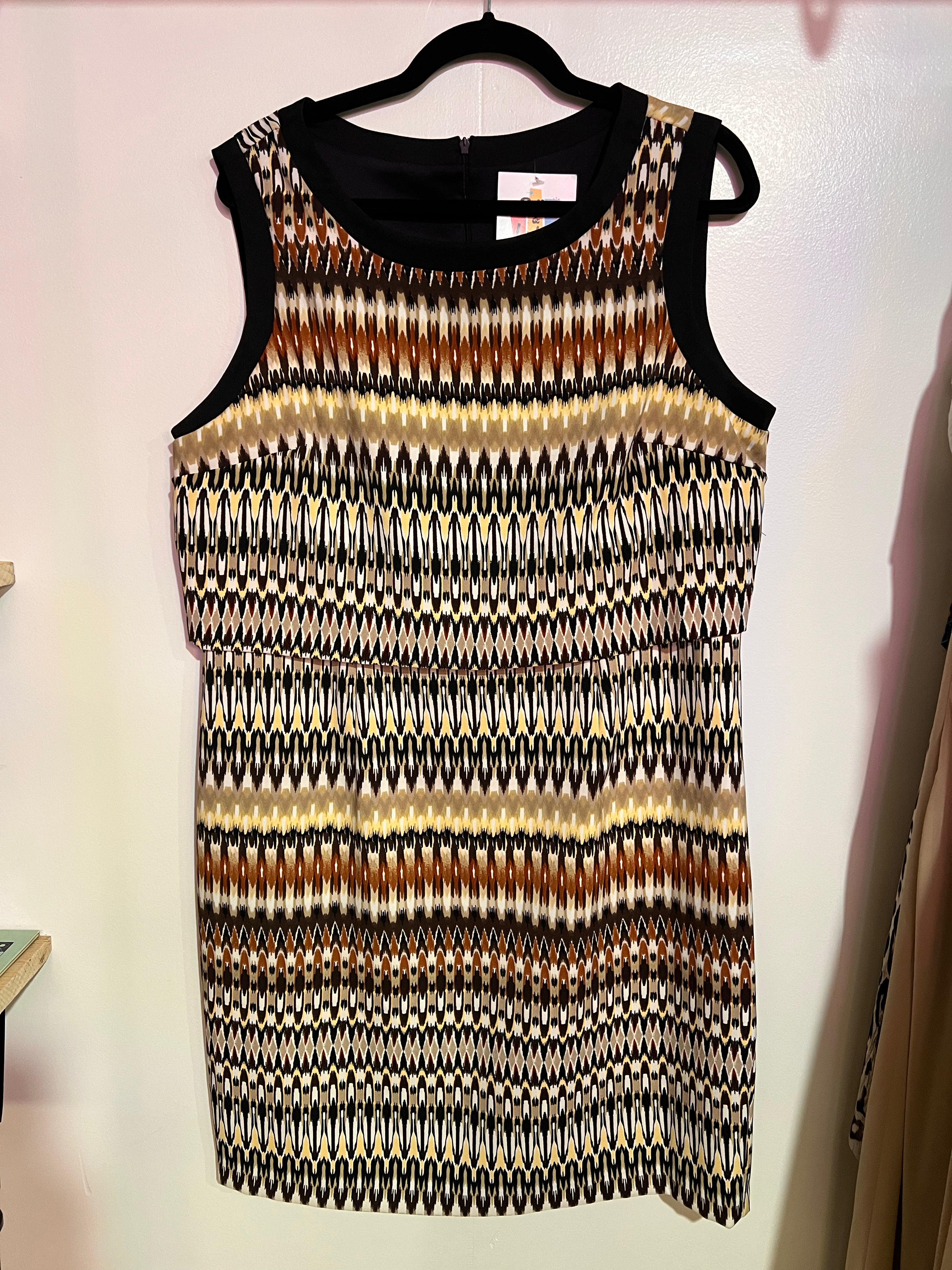 Emma and Michelle BROWN WOMENS DRESS Sz. 16W