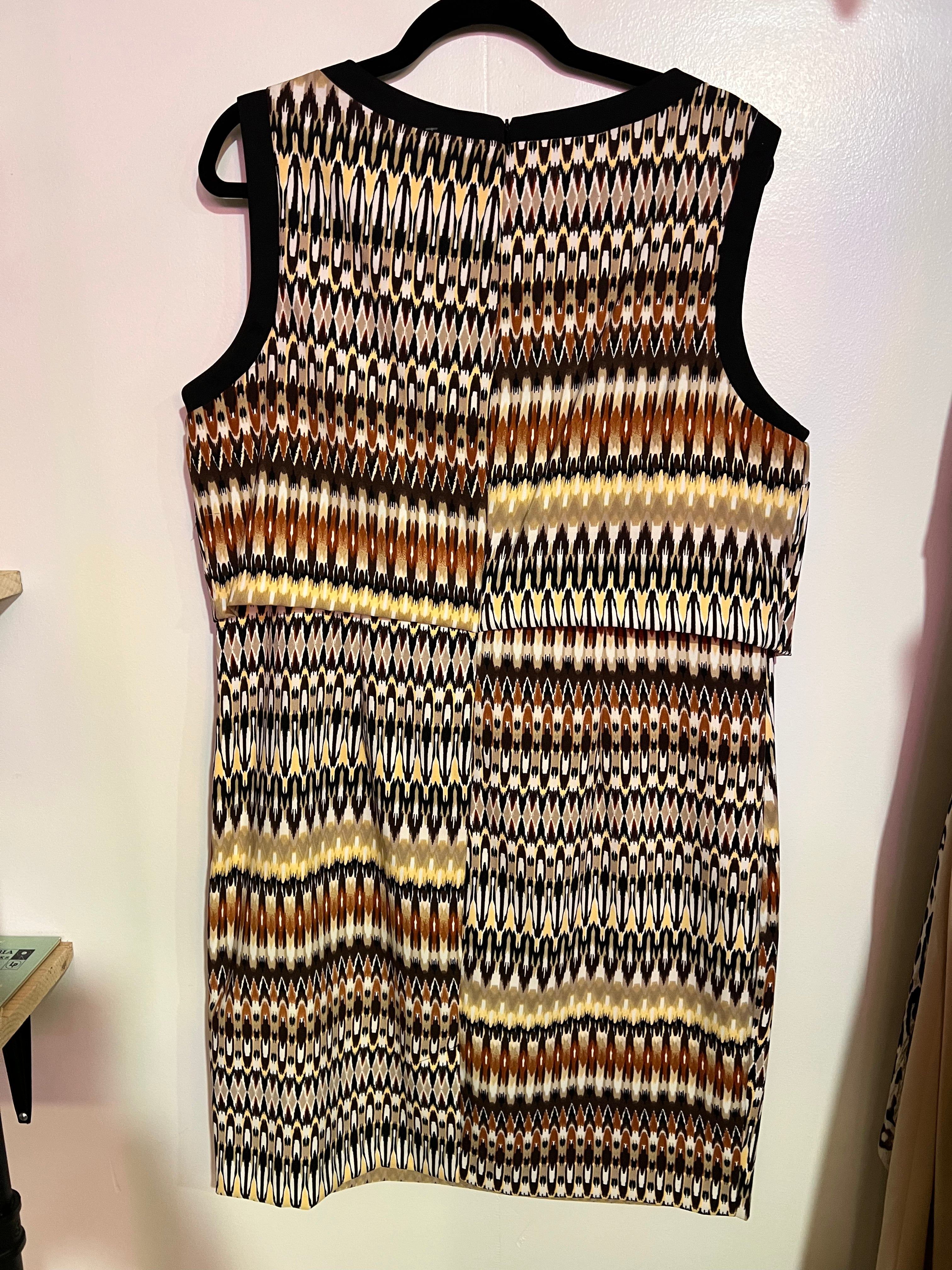 Emma and Michelle BROWN WOMENS DRESS Sz. 16W