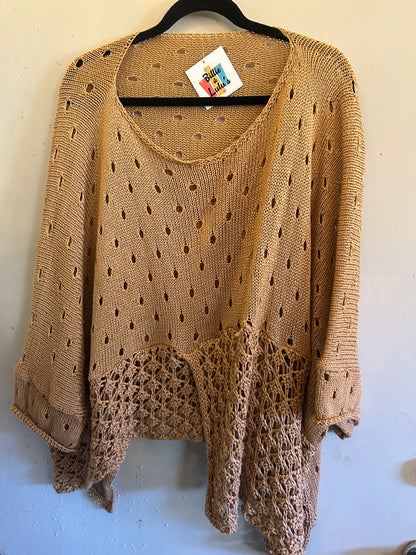 Italy Gold knit short sleeve sweater top