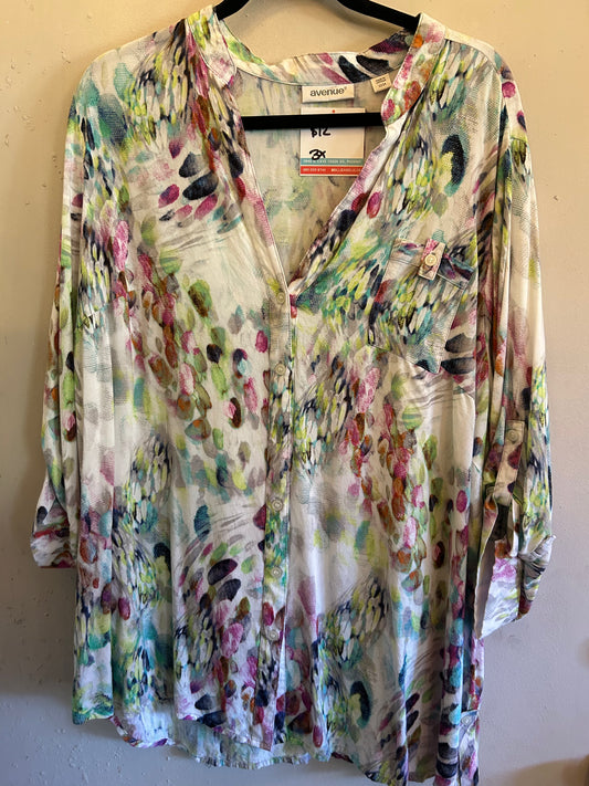 Avenue PInk green pattern 3/4 sleeve V neck