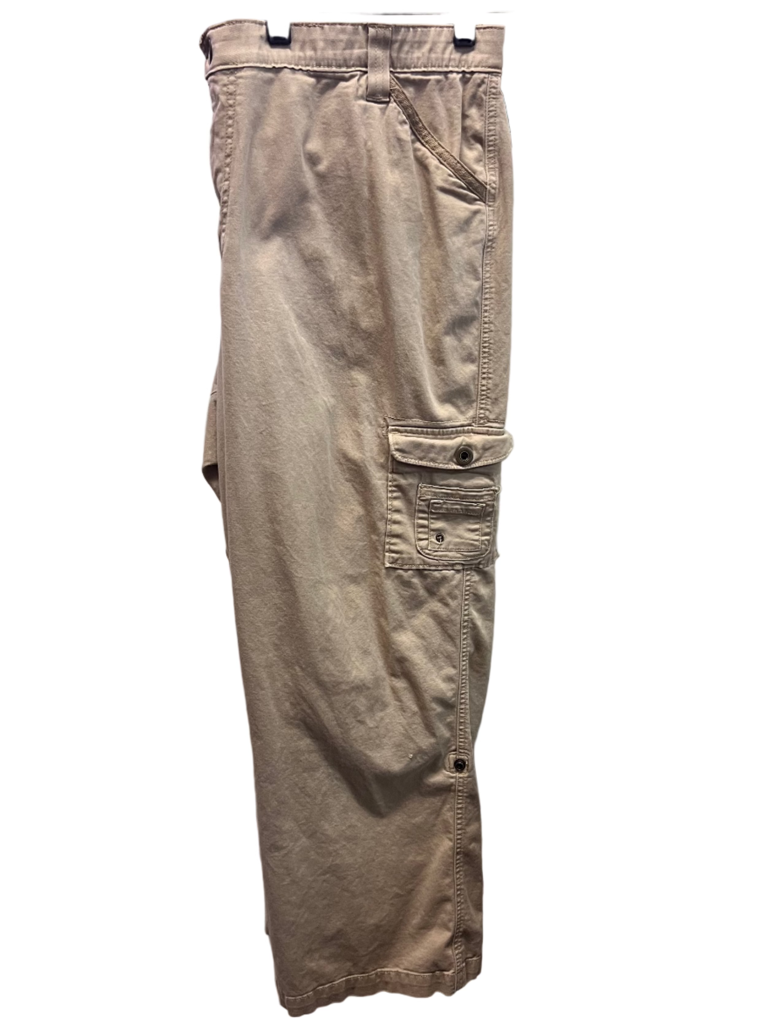 Lee Khaki Comfort Wash Cargo Pants w/ Roll Up Bottoms
