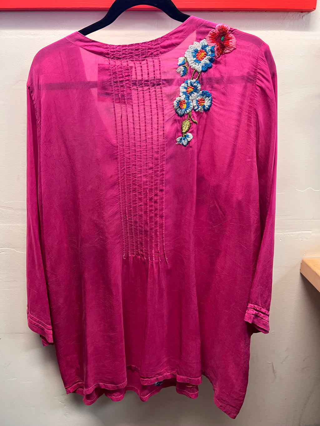 Johnny Was Pink Embroidered Floral Pattern Blouse