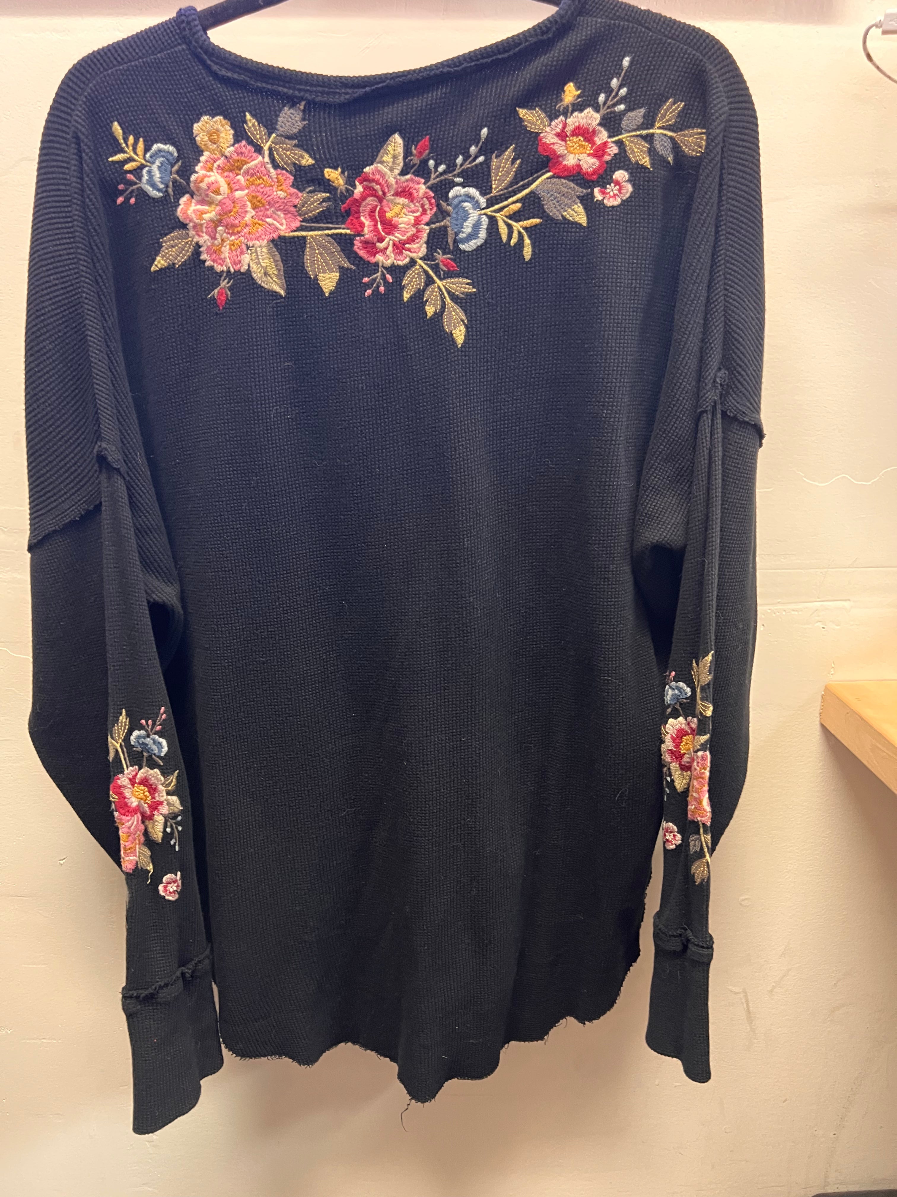 Johnny Was Black Long Sleeve Knit Floral Embroidered  Shirt