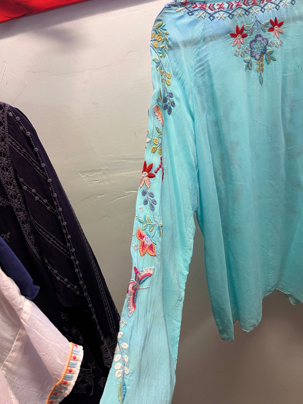 Johnny Was Teal Heavily Embroidred Long Sleeve Blouse