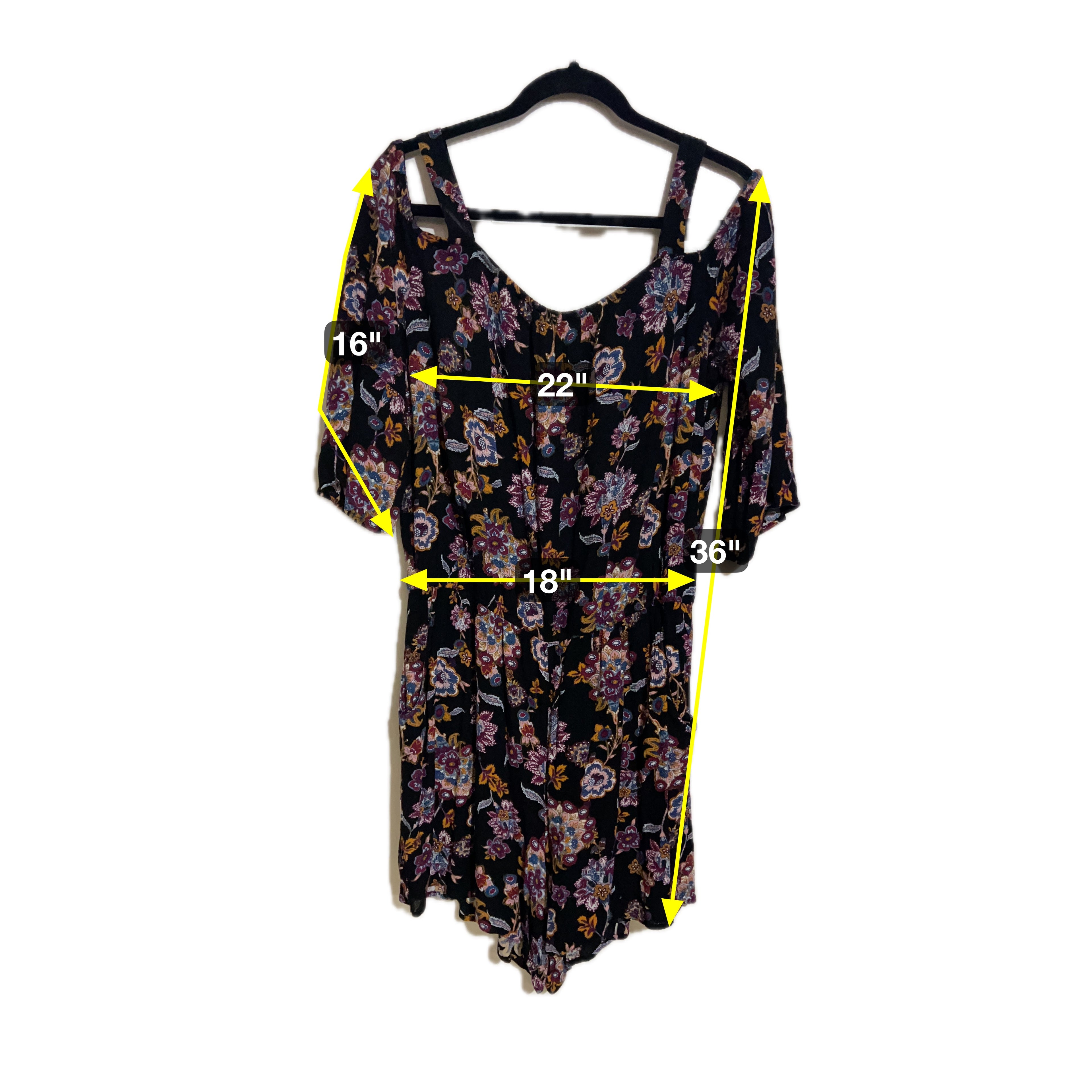 Apt. 9 Black Floral Pattern Strap 3/4 Sleave Short Leg Bodysuit w/Pockets