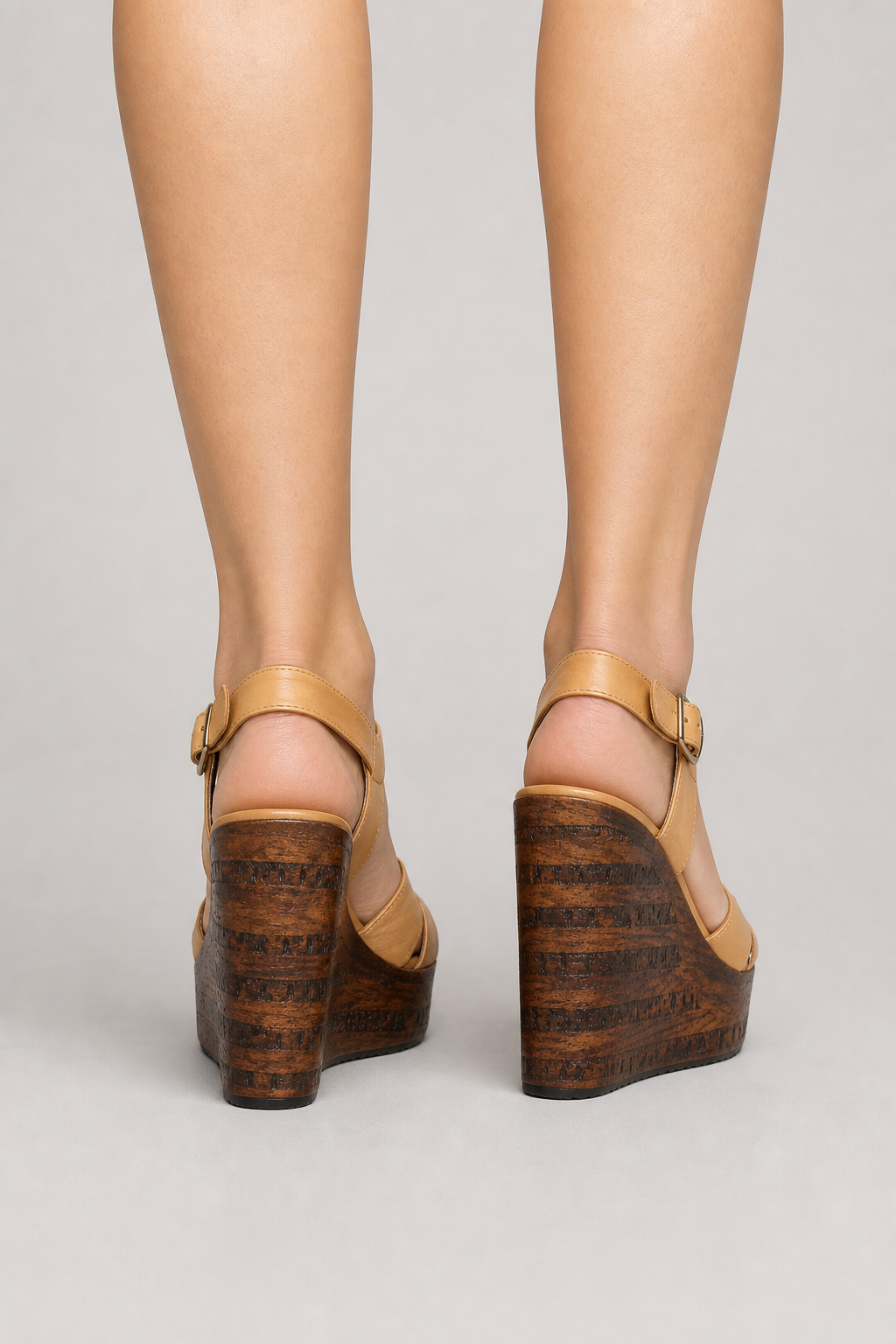Calisto Tan/Wood Platform Sandals
