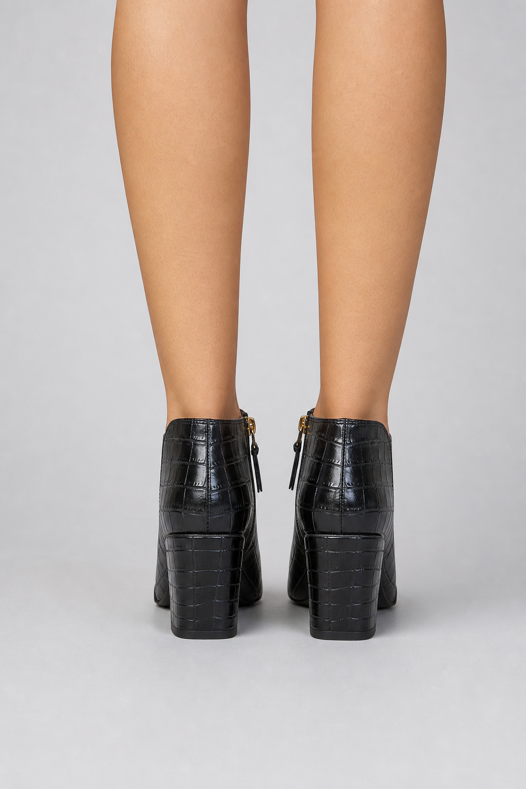 Vionic Women's Black Bootie Heel Size 8