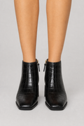 Vionic Women's Black Bootie Heel Size 8