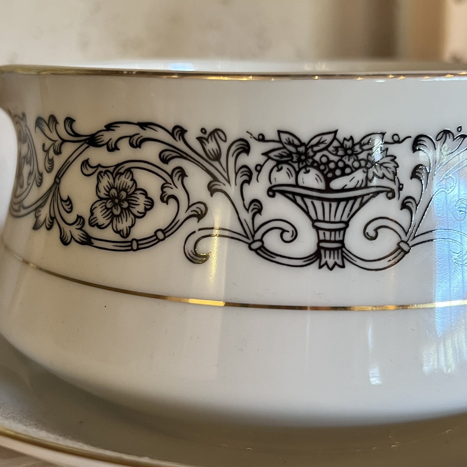 Coventry Fine China “Laurent” 653 Gravy Bowl Attached Plate Black Gold Accent