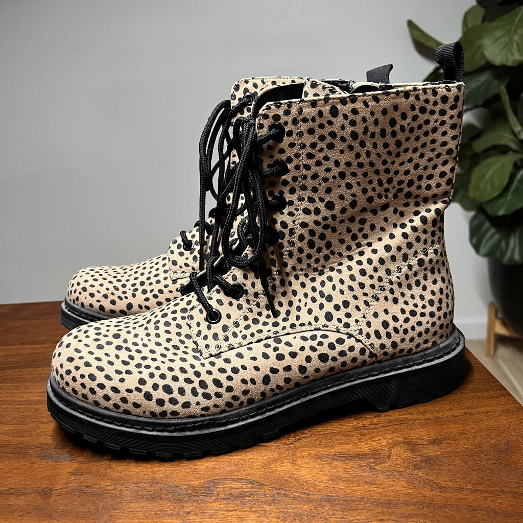 Torrid 12W Stevie Lace-Up Chunky Combat Boot Animal Print Wide Side Zip Lug Sole