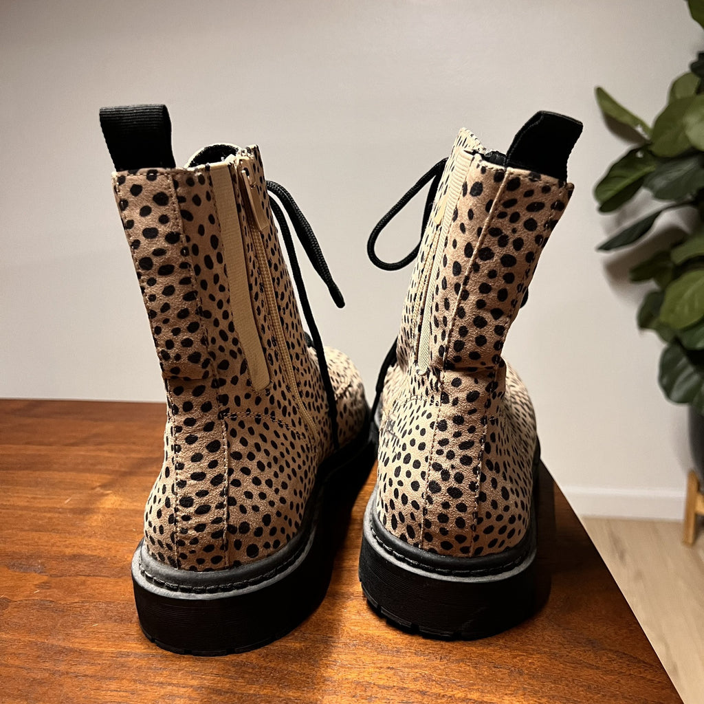 Torrid 12W Stevie Lace-Up Chunky Combat Boot Animal Print Wide Side Zip Lug Sole