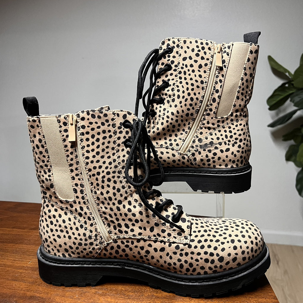 Torrid 12W Stevie Lace-Up Chunky Combat Boot Animal Print Wide Side Zip Lug Sole